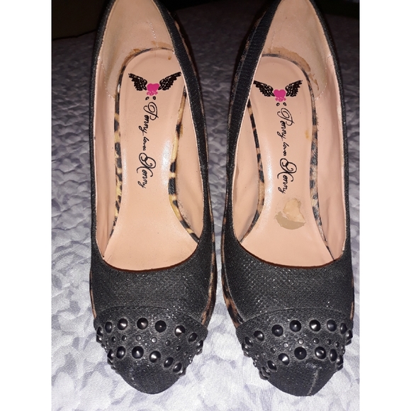 Leopard Print Pumps - Picture 4 of 5